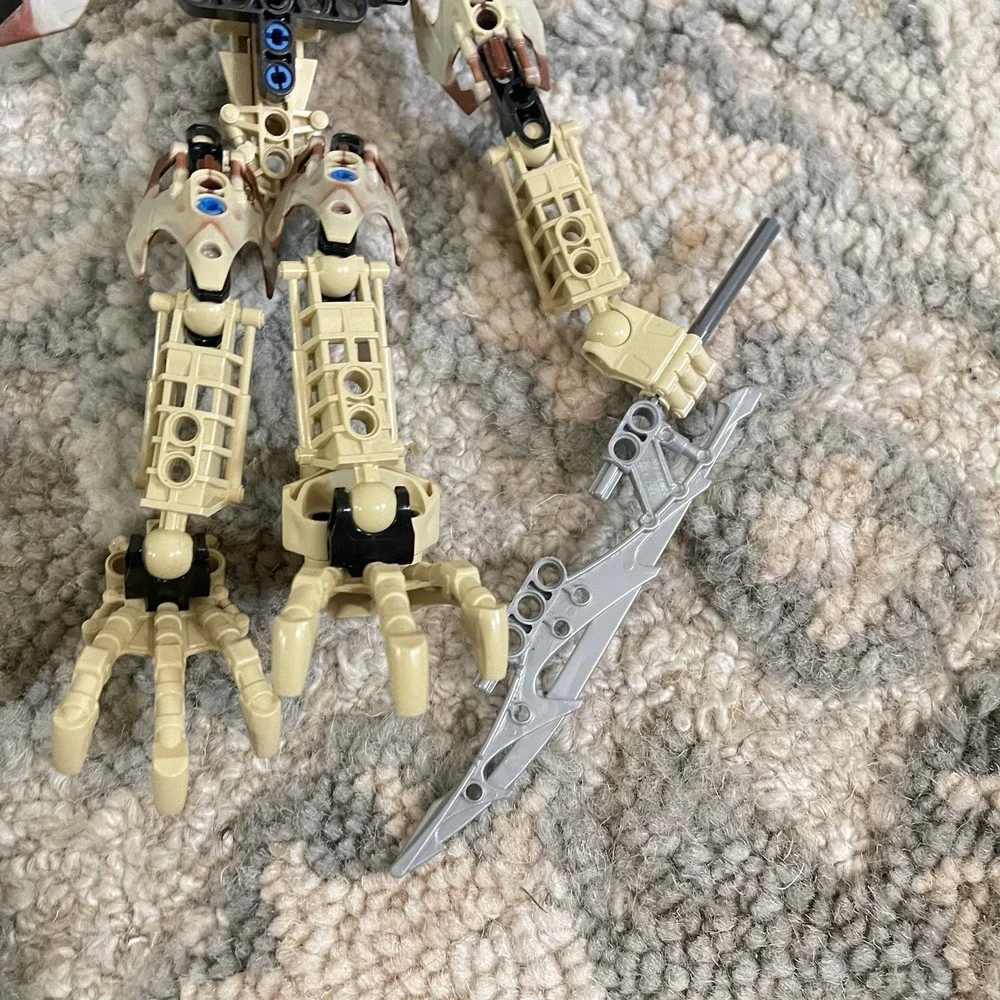 Lego 8983 Bionicle Vorox Glatorian 8